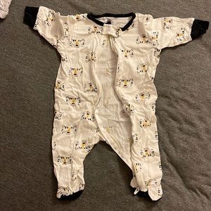 Baby clothes